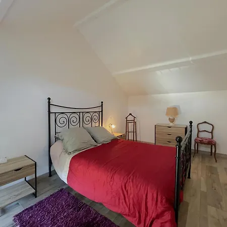 De Charme En Auvergne Avec Animaux Acceptes - Fr-1-489-595 펜션 *