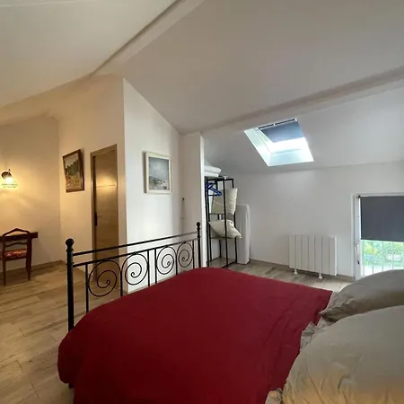 De Charme En Auvergne Avec Animaux Acceptés - Fr-1-489-595 * Bellenaves